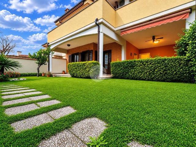 Villa in vendita a Anzio RM
