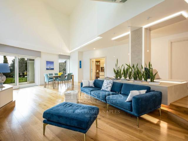 Villa in vendita a Anzio RM