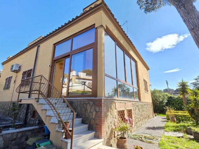 Villa in vendita a Anzio RM