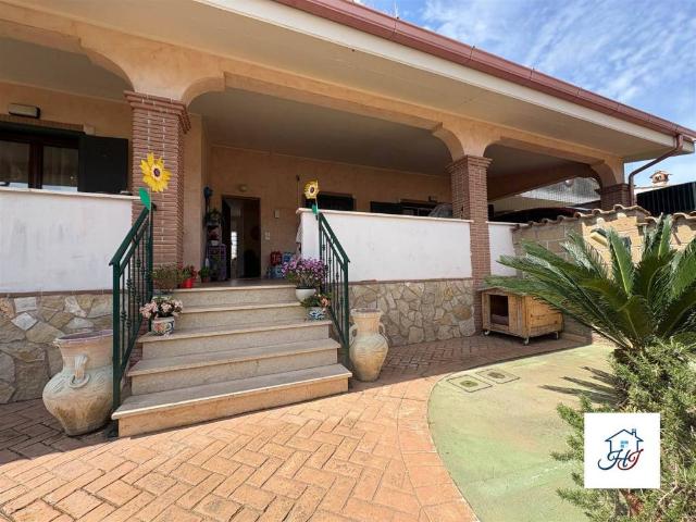 Villa in vendita a Anzio RM