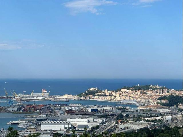 Villa in vendita a Ancona AN