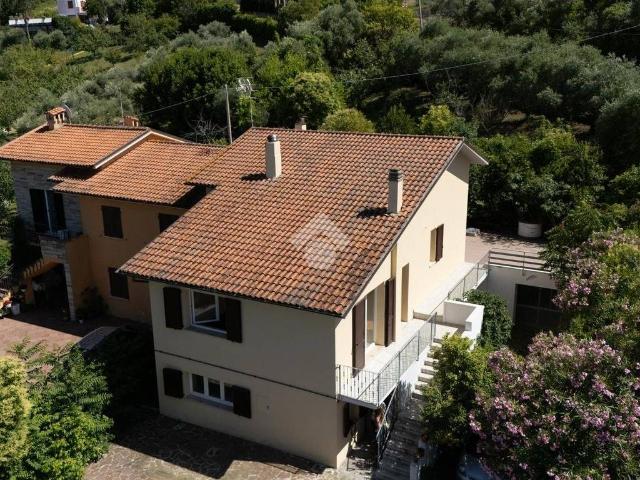 Villa in vendita a Ancona AN