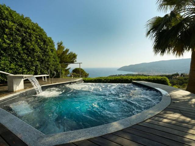 Villa in vendita a Andora SV