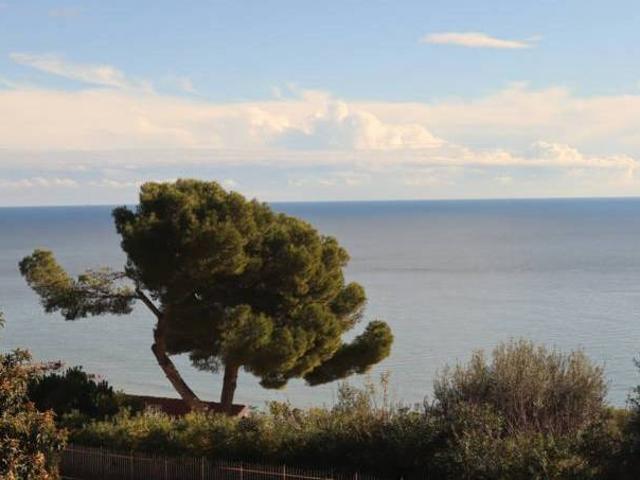 Villa in vendita a Andora SV