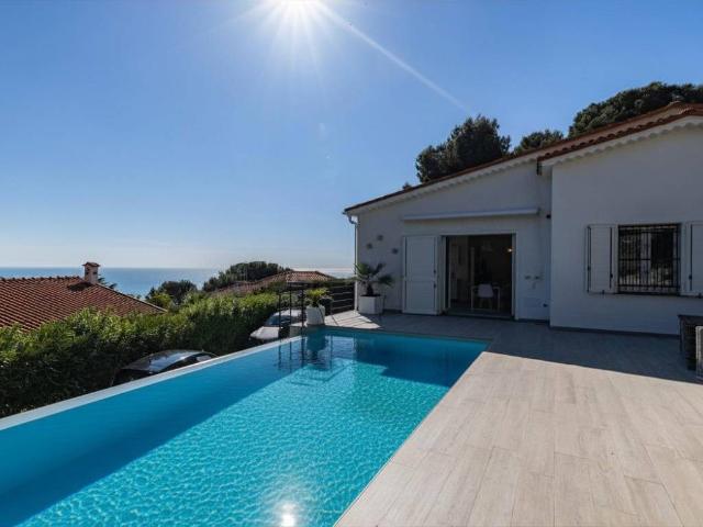 Villa in vendita a Andora SV
