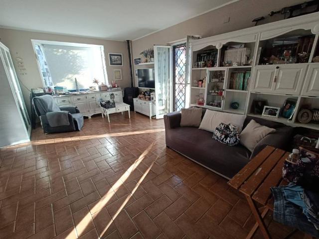 Villa in vendita a Anguillara Sabazia RM