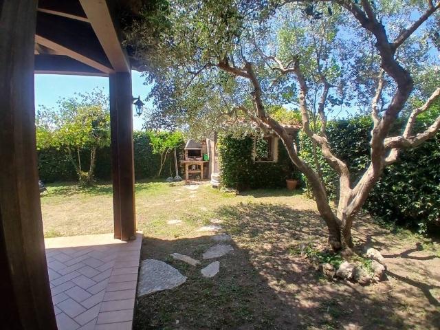 Villa in vendita a Anguillara Sabazia RM