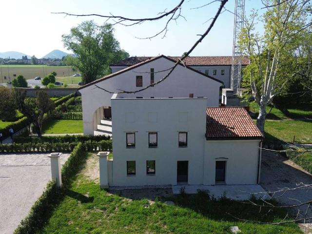 Villa in vendita a Abano Terme PD