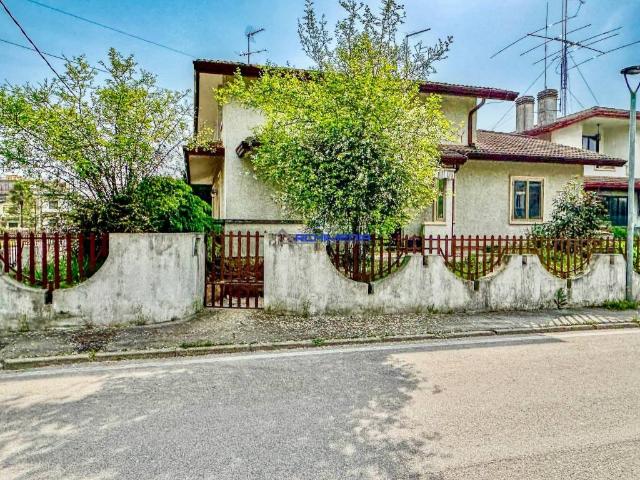 Villa in vendita a Abano Terme PD