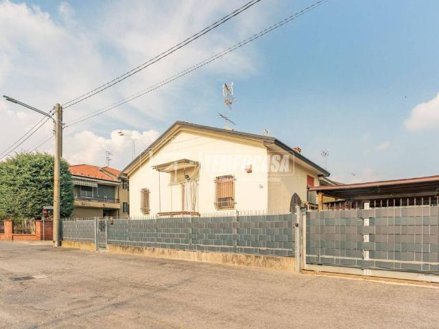 Villa in vendita a Abbiategrasso MI
