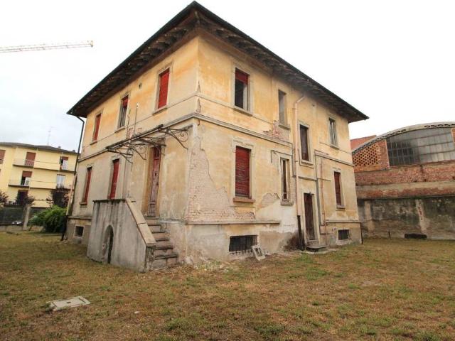 Villa in vendita a Abbiategrasso MI