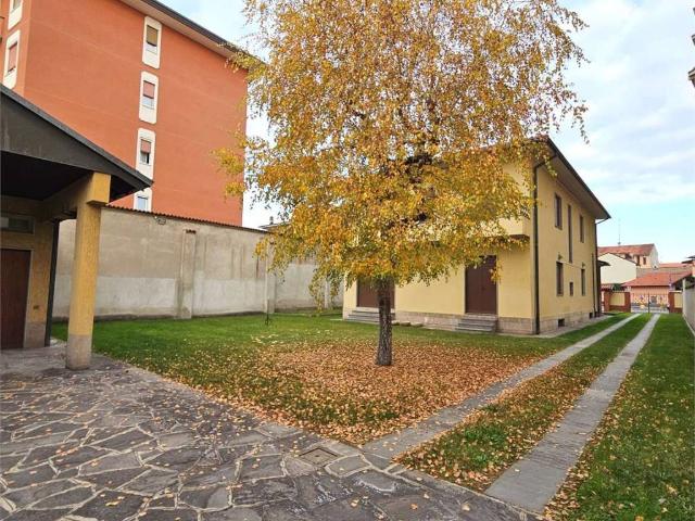Villa in vendita a Abbiategrasso MI