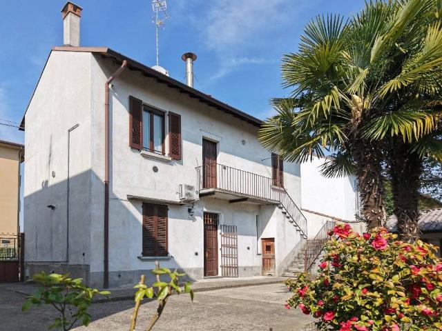 Villa in vendita a Abbiategrasso MI