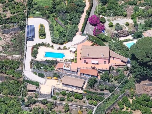 Villa in vendita a Aci Catena CT