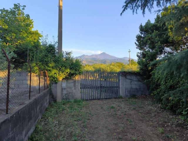 Villa in vendita a Aci Sant'Antonio CT