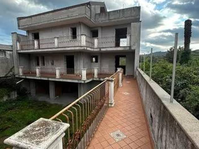 Villa in vendita a Acireale CT