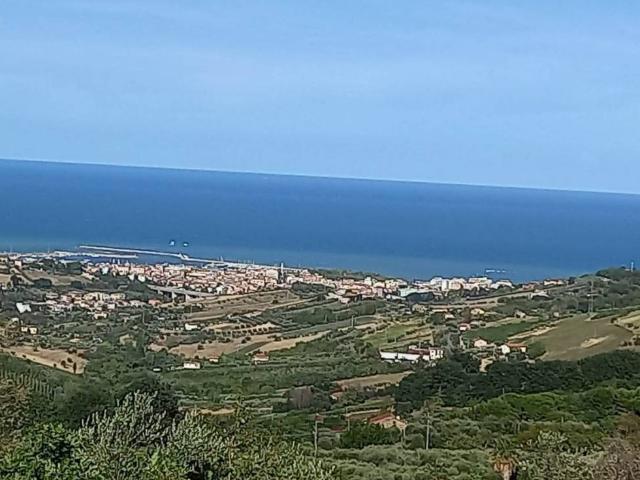 Villa in vendita a Acquaviva Picena AP