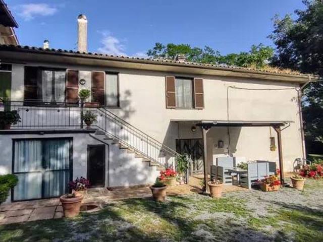 Villa in vendita a Acquapendente VT
