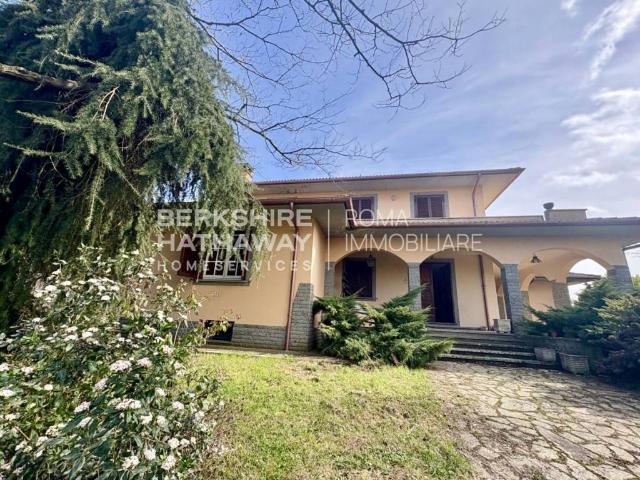 Villa in vendita a Acquapendente VT
