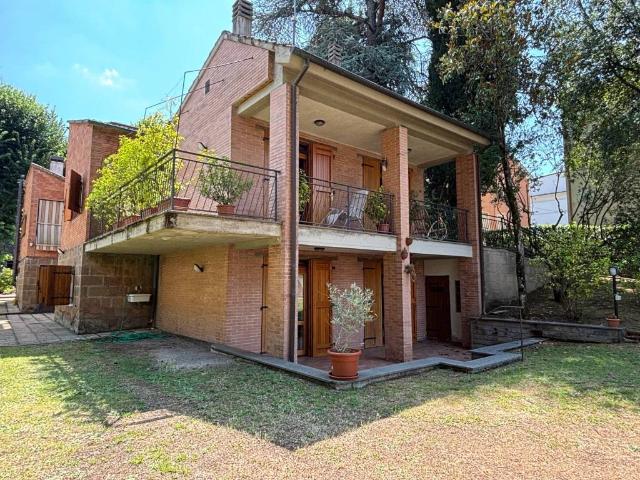 Villa in vendita a Acquapendente VT