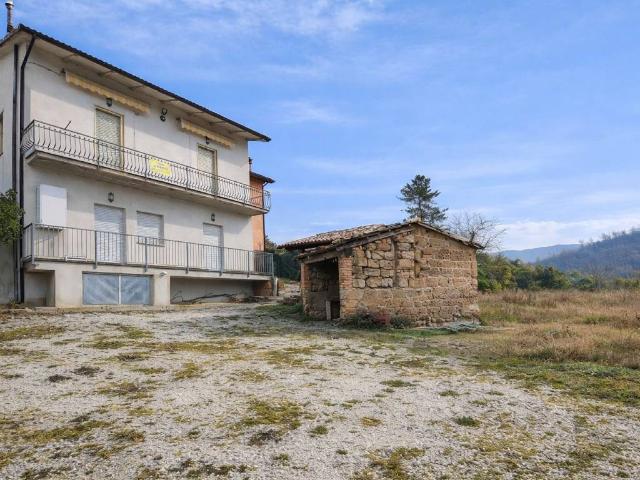 Villa in vendita a Acquasparta TR