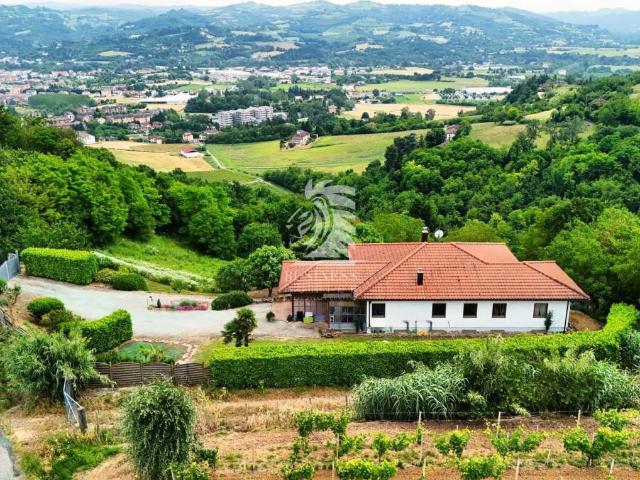 Villa in vendita a Acqui Terme AL