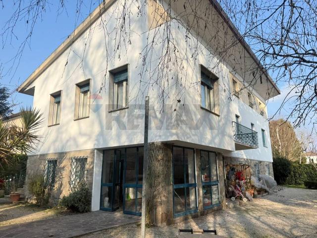 Villa in vendita a Adria
