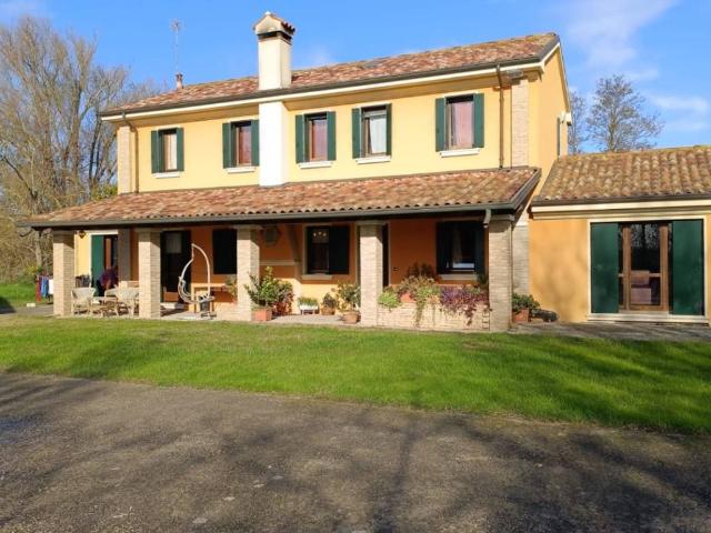 Villa in vendita a Adria RO