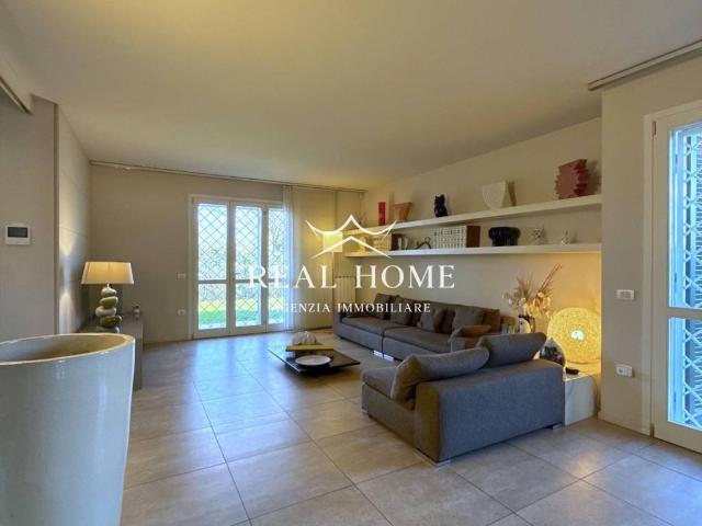 Villa in vendita a Agliana PT