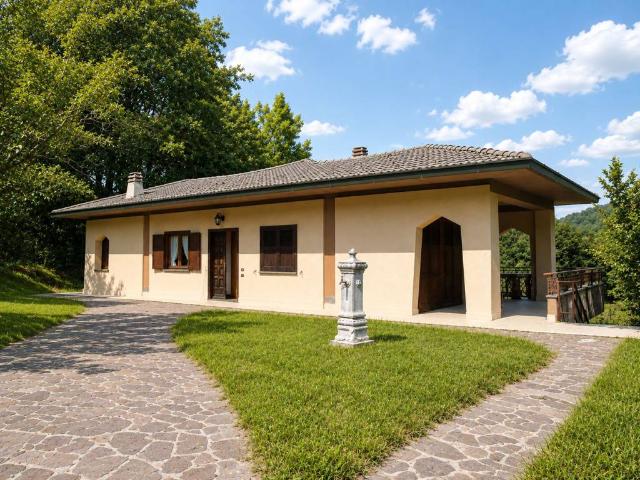 Villa in vendita a Alta Valle Intelvi CO