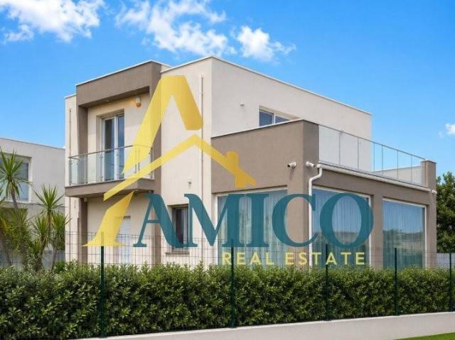 Villa in vendita a Altavilla Milicia PA