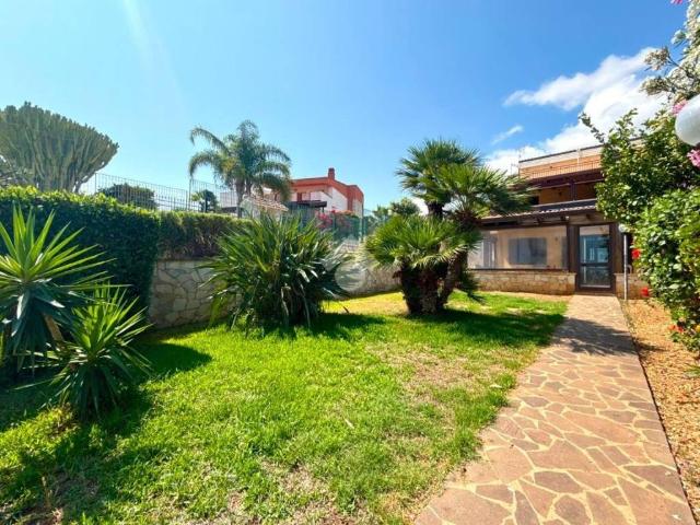 Villa in vendita a Altavilla Milicia PA