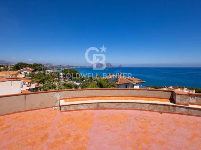 Villa in vendita a Altavilla Milicia PA