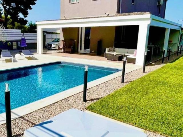 Villa in vendita a Altavilla Milicia PA