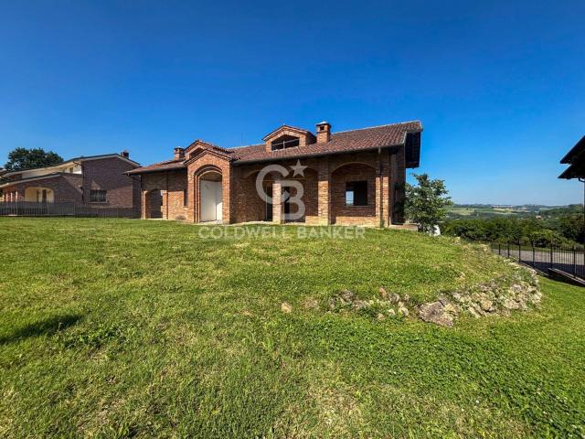 Villa in vendita a Altavilla Monferrato 580m² Altavilla Monferrato