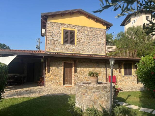 Villa in vendita a Altavilla Silentina SA