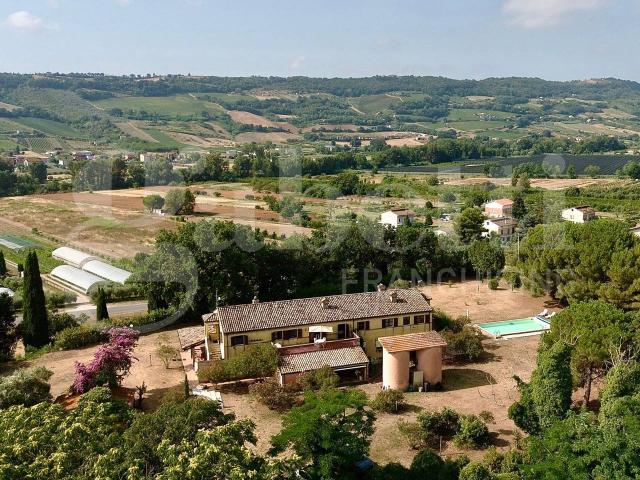 Villa in vendita a Altidona