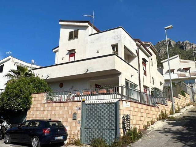 Villa in vendita a Altofonte PA