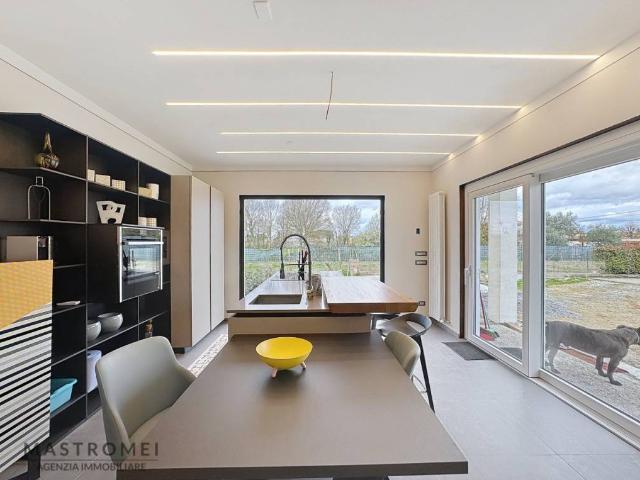 Villa in vendita a Altopascio LU