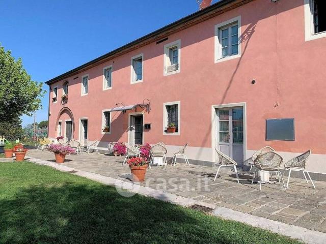 Villa in vendita a Altopascio LU