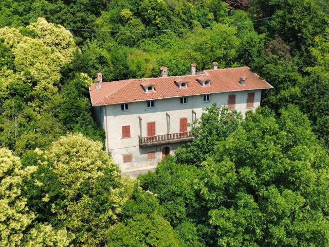 Villa in vendita a Alzano Lombardo BG