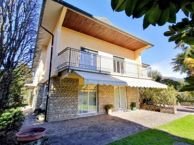 Villa in vendita a Alzano Lombardo BG