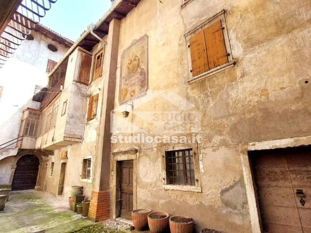 Villa in vendita a Ala TN