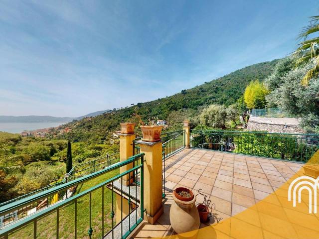 Villa in vendita a Alassio