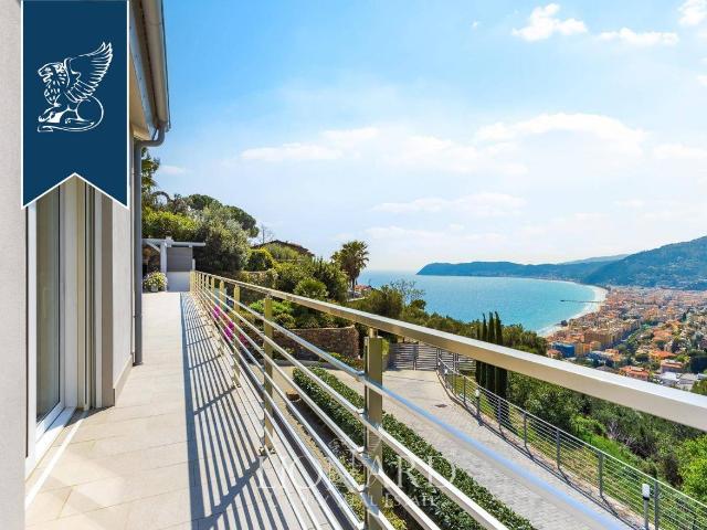 Villa in vendita a Alassio