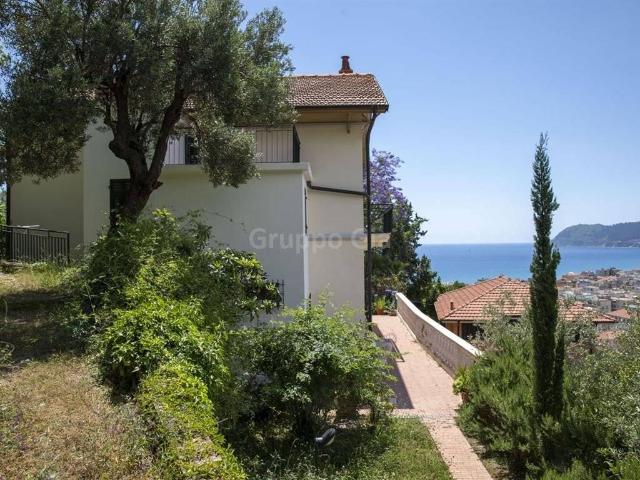 Villa in vendita a Alassio SV
