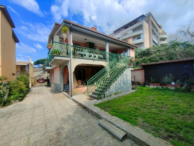 Villa in vendita a Albano Laziale RM