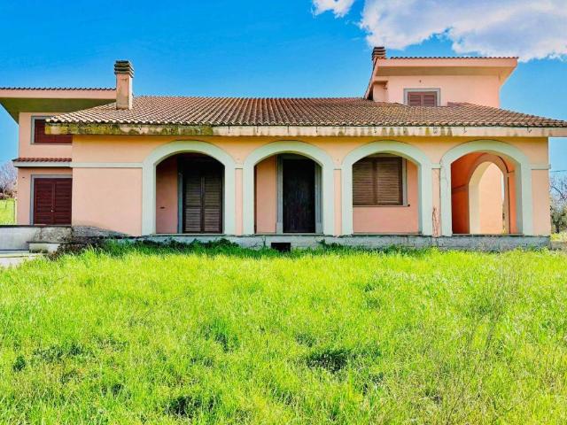 Villa in vendita a Albano Laziale RM