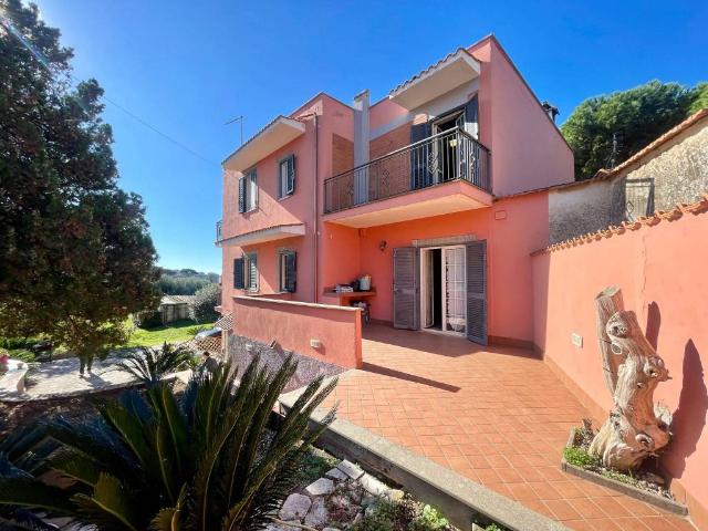 Villa in vendita a Albano Laziale RM