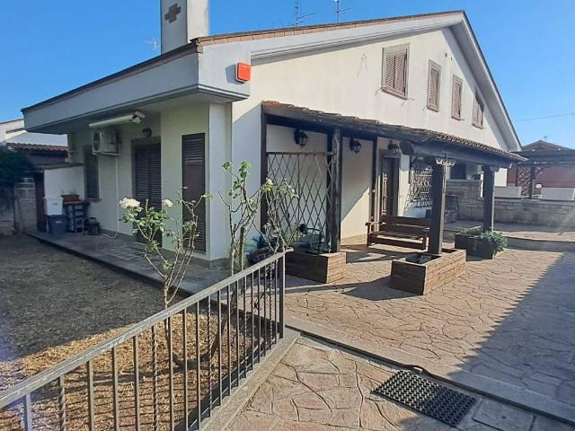 Villa in vendita a Albano Laziale RM